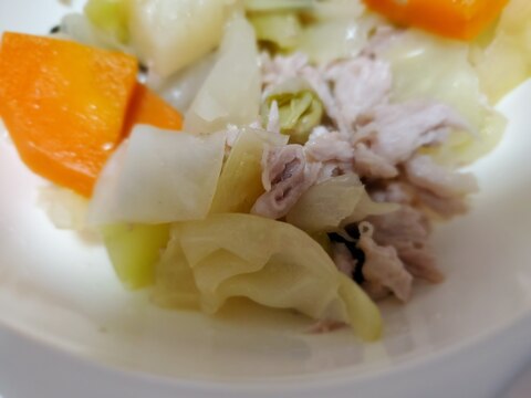 幼児食 豚肉のキャベツ蒸し